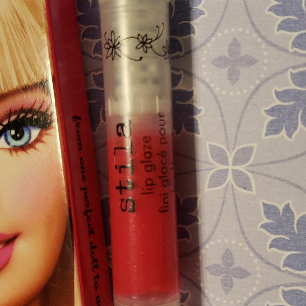 Vintage NIB Stila Lipglaze X Barbie in pucker up hot pink lipgloss